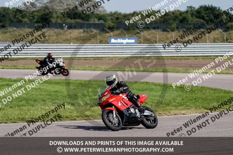 Rockingham no limits trackday;enduro digital images;event digital images;eventdigitalimages;no limits trackdays;peter wileman photography;racing digital images;rockingham raceway northamptonshire;rockingham trackday photographs;trackday digital images;trackday photos